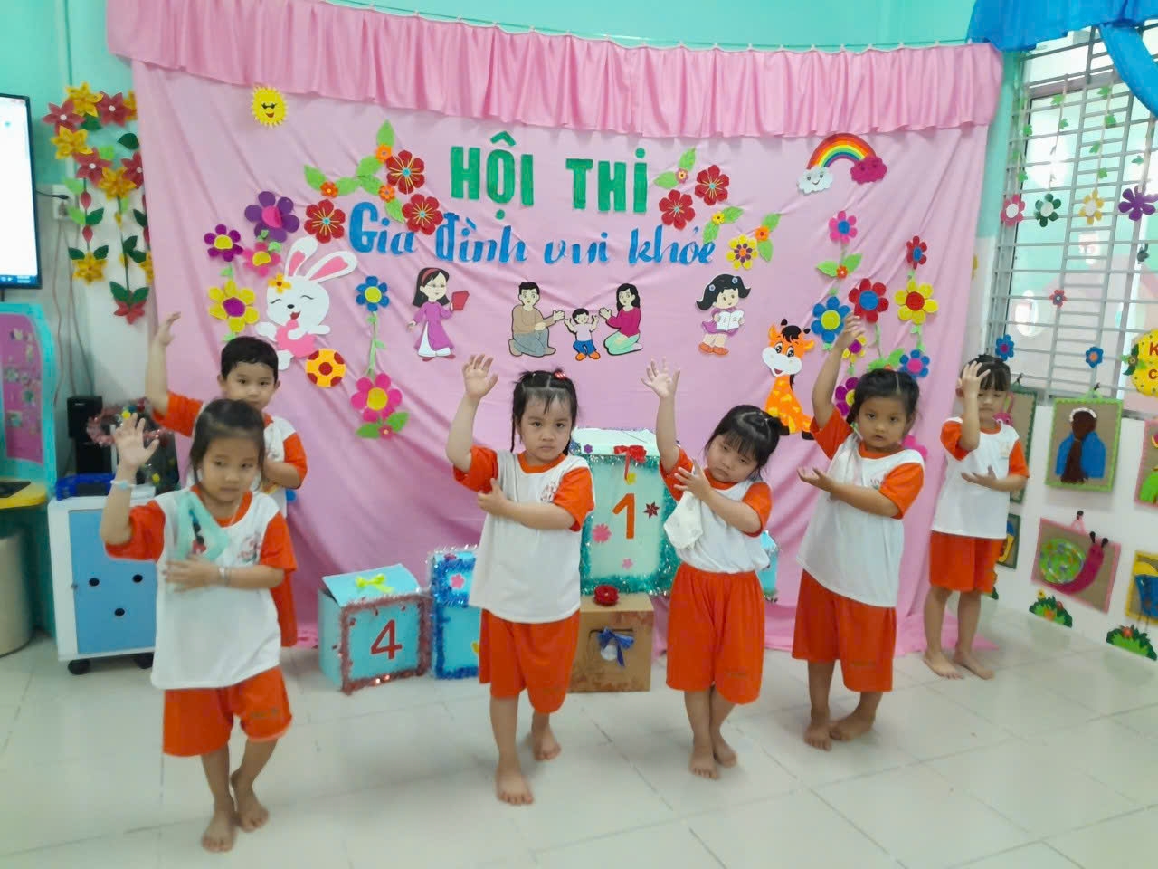 thi gv giỏi dộng